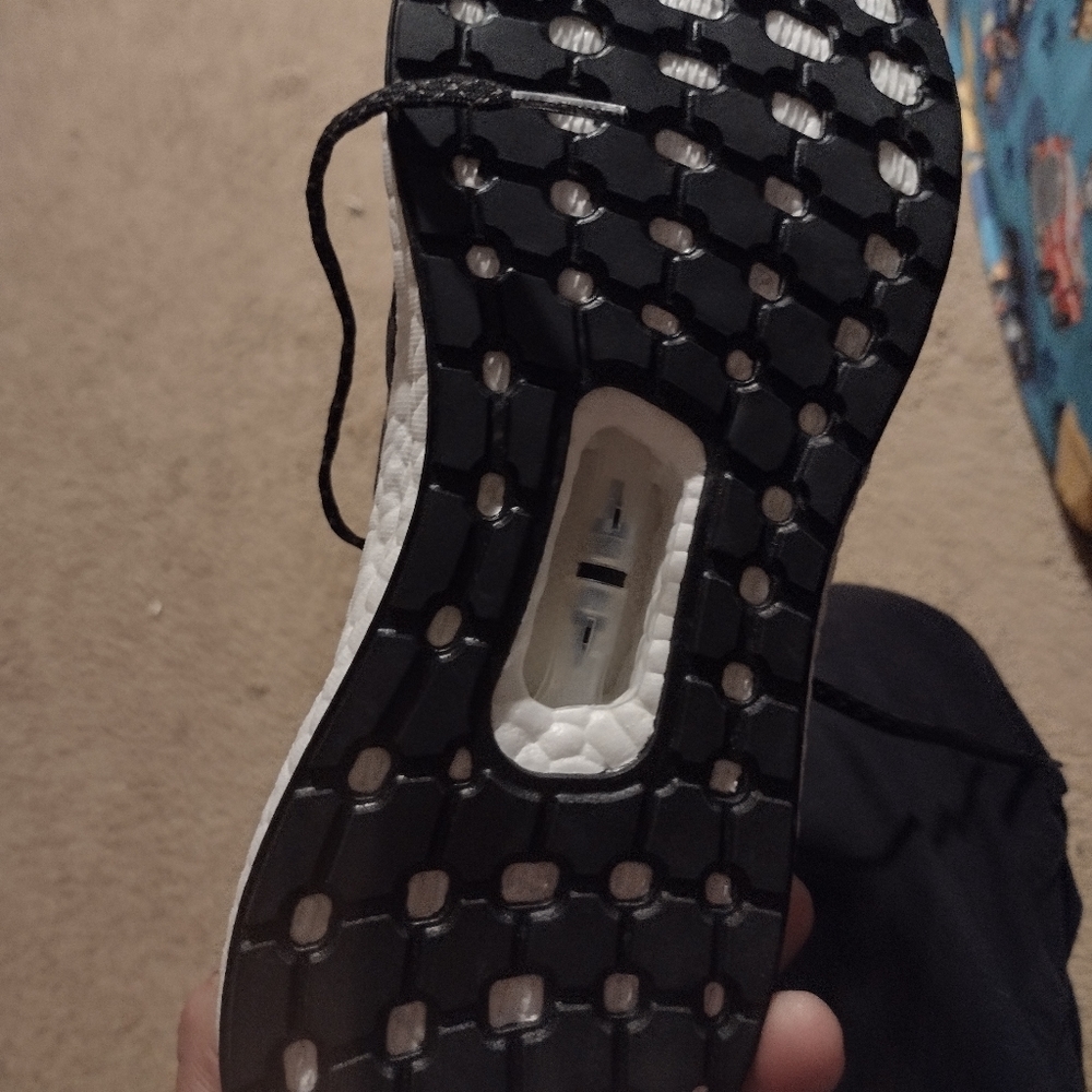 Adidas AM4 creators club shoes - Picture 3 of 9